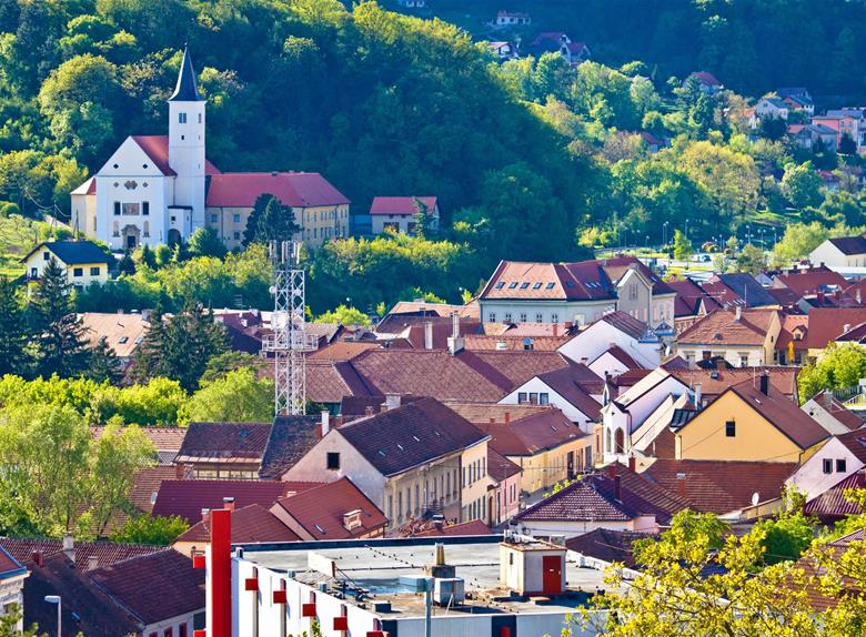 Day Trip to Krapina and Trakoscan from Zagreb