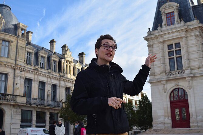 1.5 Hour Guided Tour in Poitiers - An In-Depth Look at the Poitiers Guided Tour