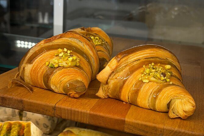 #1 Lyon Pastries Food Tour | 6 Tastings | Max 8ppl | Small Group - Who Should Consider This Tour?