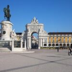 1H power catamaran up to 18 people in Lisbon - A Closer Look at the Lisbon Power Catamaran Tour