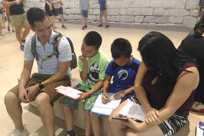 1h30 - Louvre Highlights optional 'families with kids' - Eng/Esp - Why We Love This Louvre Tour