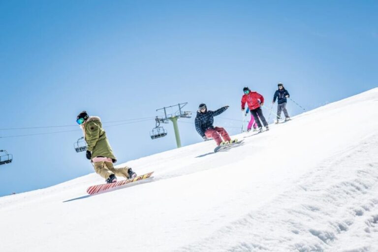 2 Days Snow Escape from Valencia - The Natural and Cultural Highlights