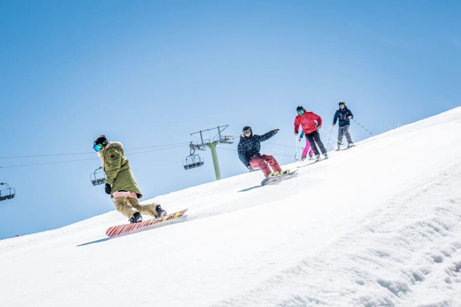 2 Days Snow Escape from Valencia - The Natural and Cultural Highlights
