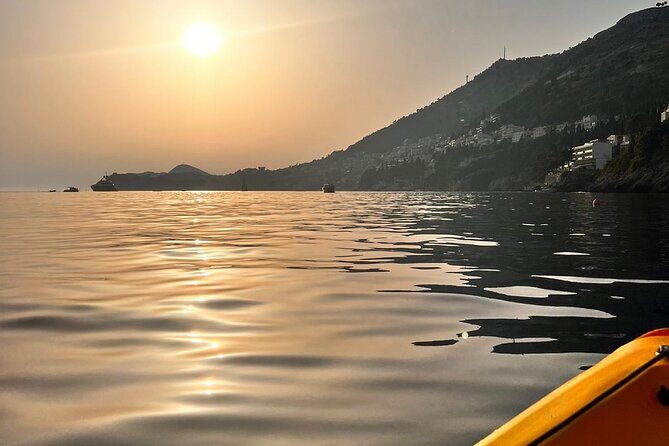 2-Hour Kayaking at Sunset with Wine Tasting and Appetizers - Authentic Experiences and Real Traveler Insights