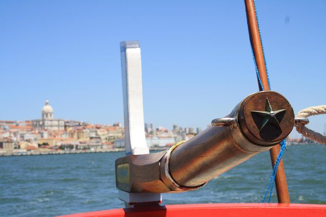 2-Hour Lisbon Traditional Boats Sunset Cruise with White Wine - FAQs