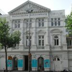 2-Hour Private Anne Frank Walking Tour with Drink - FAQs