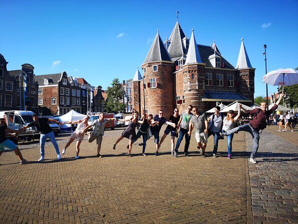 2 hours Best Storytelling Walking Tour Amsterdam - Key Points