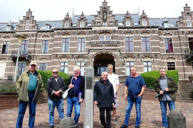 2,5 hour Battle of Arnhem Tour with Private Guide - Detailed Itinerary Breakdown