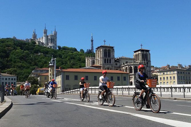 2h - Electric Bike Tour of Lyon with a Local Guide - Exploring Lyon on Two Wheels: A Detailed Review
