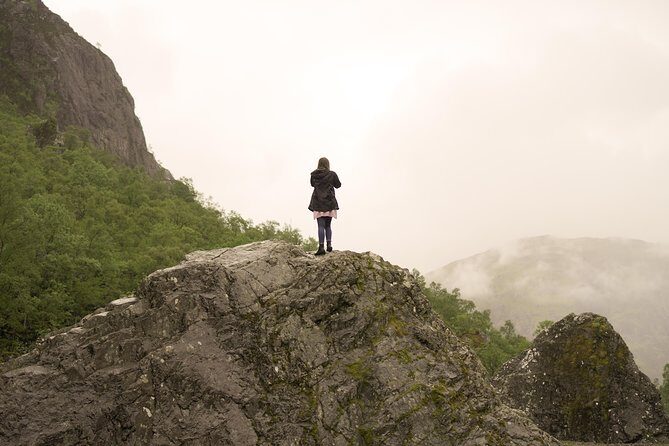 3-Day Budget Backpacker Isle of Skye and the Highlands Tour from Edinburgh - Transportation and Group Dynamics