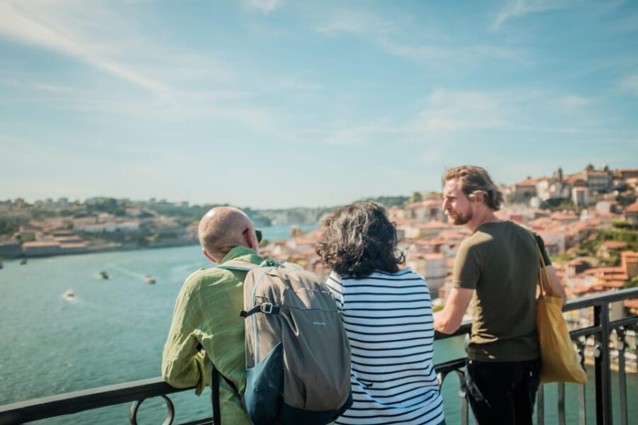 3-hour private guided walking tour of the BEST of Porto - The Experience from the Traveler’s Perspective