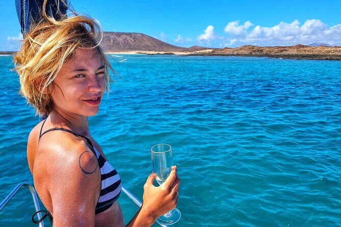 3-Hour Private Sailing Tour around the Lobos Island - A Closer Look at the Lobos Island Sailing Tour