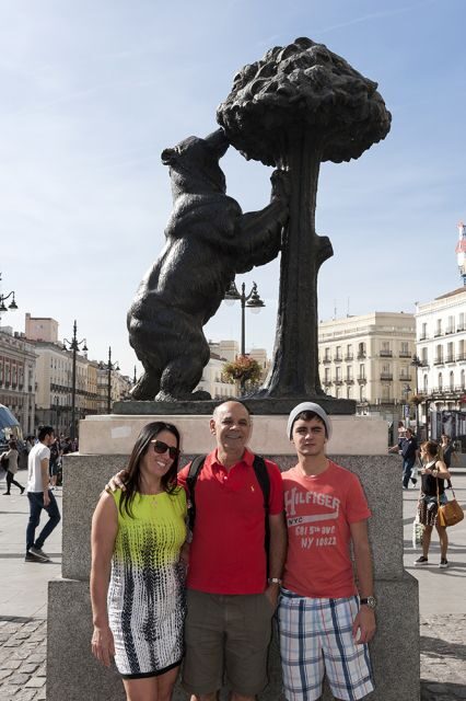 3-Hour Walking Tour in Madrid - Markets and Local Flavor