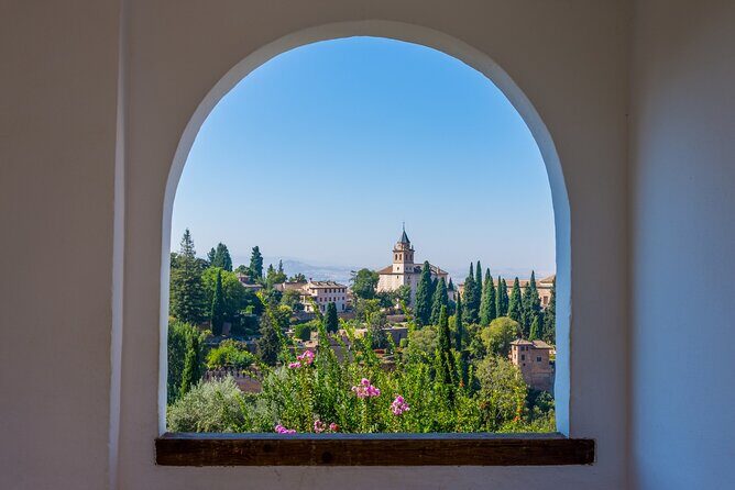 3 Hours Private Guided Tour in Spain with skip the line access - The Itinerary: A Closer Look at Each Stop