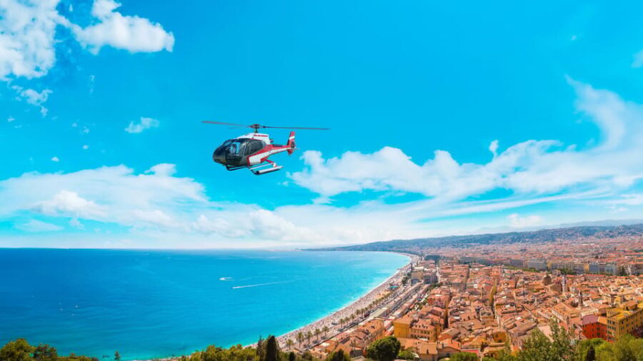 30-minute panoramic flight from Nice - Experiencing the French Riviera from Above: A Detailed Look