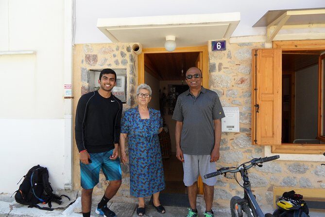 3in1; Cycling, sightseeing, tasting - A Closer Look at the Nafplio 3-in-1 Tour