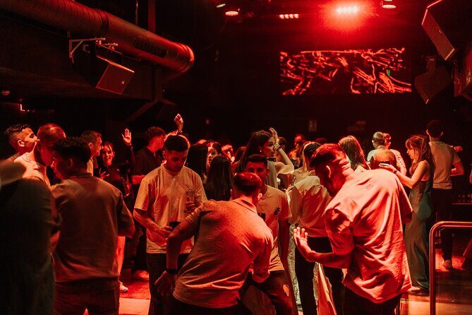 4 Hour Barcelona Fun Party Tour - An In-Depth Look at the Barcelona 4-Hour Nightlife Tour