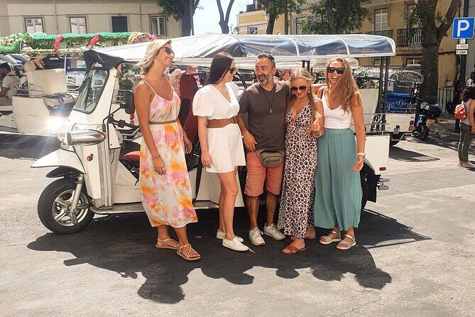 4 Hours Tuk Tuk Tour - 7 Hills Adventure in Lisboa - Scenic Viewpoints and Neighborhoods