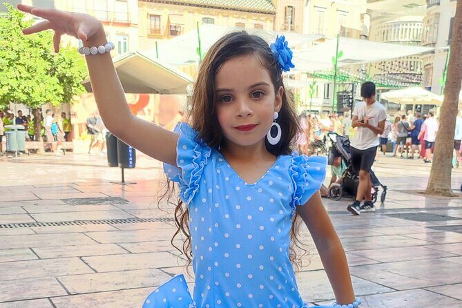 45 minutes flamenco dance class for family in Málaga - Authenticity and Reviews: Real Words from Past Participants