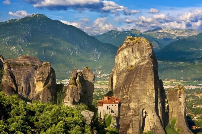4day Spanish tour in Epidaurus Mycenae Olympia Delphi and Meteora - The Richness of the Itinerary