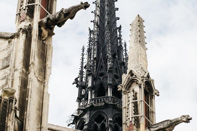 90 Minutes Notre Dame Exterior Semi Private Tour - Authentic Insights & Genuine Value