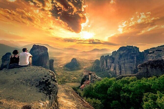A unique day private tour to Meteora Monasteries from Athens - Lunch and Free Time in Kalambaka