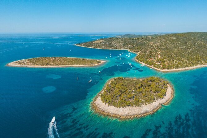 Adriatica Tour ( Blue Lagoon and Solta) from Trogir or Split - Timing and Practical Details