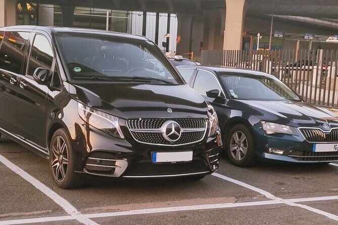 Airport Transfer Paris - Disneyland - Minivan 1-8 Passengers - Frequently Asked Questions