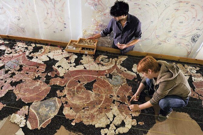 Akrotiri private tour, bu licensed guide , with transfer - In-Depth Look at the Tour Itinerary