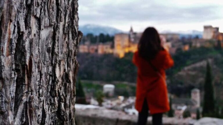 Albaicin and Sacromonte: Guided tour and sunset at Mirador San Nicolas - Practicalities and Tips