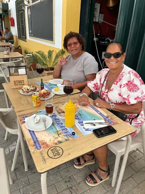 Albufeira: Portuguese Tapas and Wine Restaurant Experience - A Deeper Look at the Experience