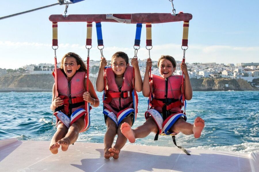 Albufeira: Single, Double or Triple Parasailing Tour - The Flight Itself