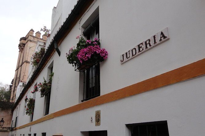 Alcázar and Jewish Quarter Guided Walking Tour in Seville - The Sum Up