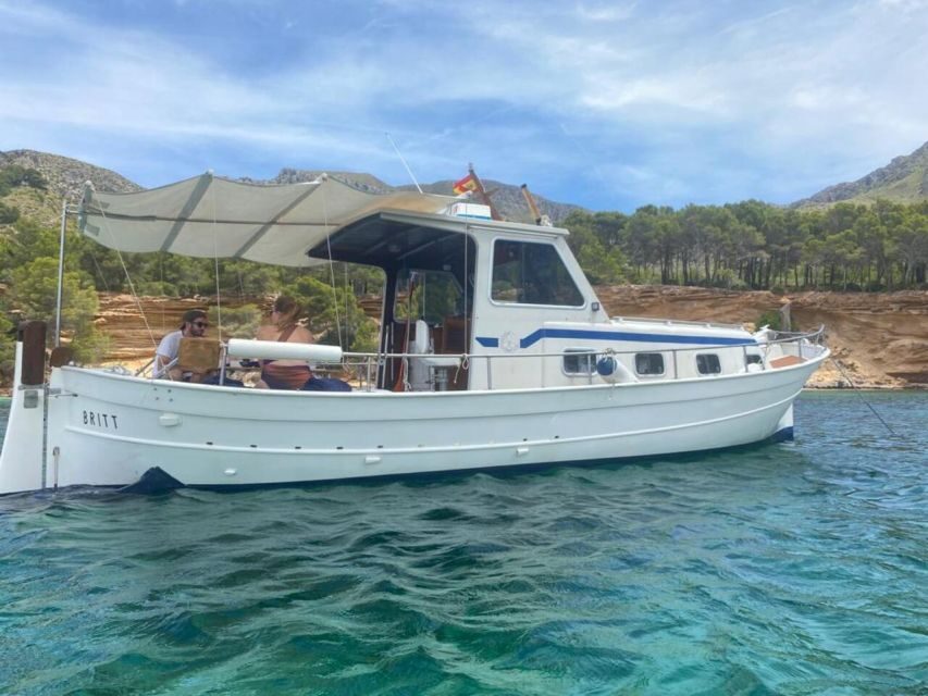 Alcudia: Private Sunset Boat Trip with Glass of Wine & Snack - A Detailed Look at the Alcudia Private Sunset Boat Trip