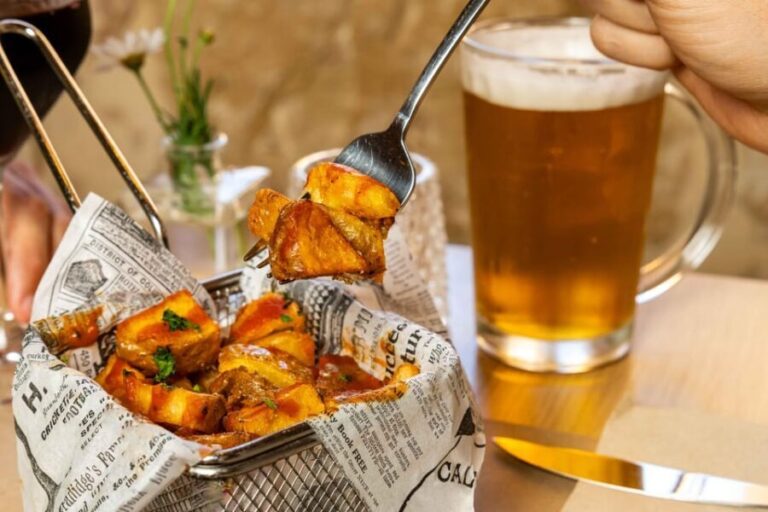 Alcudia: Self-Guided Gourmet Tapas and Wine Tour - Detailed Review of the Alcudia Self-Guided Tapas and Wine Tour