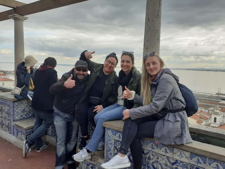ALFAMA - Free Walking hist. tour in Old Town (BASED ON TIPS) - An Authentic Journey Through Alfama’s Streets