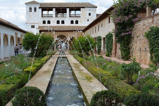 Alhambra entrance with Nazaries Palaces and audio guide without queues - Value and Practical Considerations