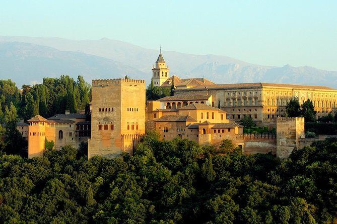 Alhambra Skip-the-Line Guided Tour - A Detailed Look at the Alhambra Guided Tour