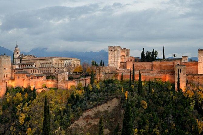Alhambra: Skip-the-Line to Nasrid Palaces & Generalife - In-Depth Review of the Tour