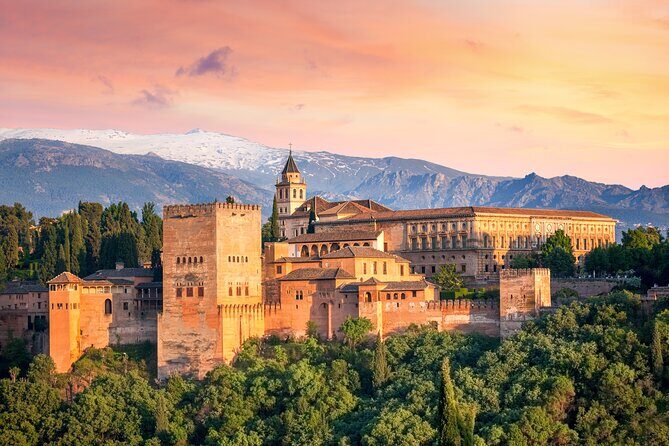 Alhambra skip-the-line tour: Nasrid Palaces, Alcazaba and Generalife - What Sets This Tour Apart