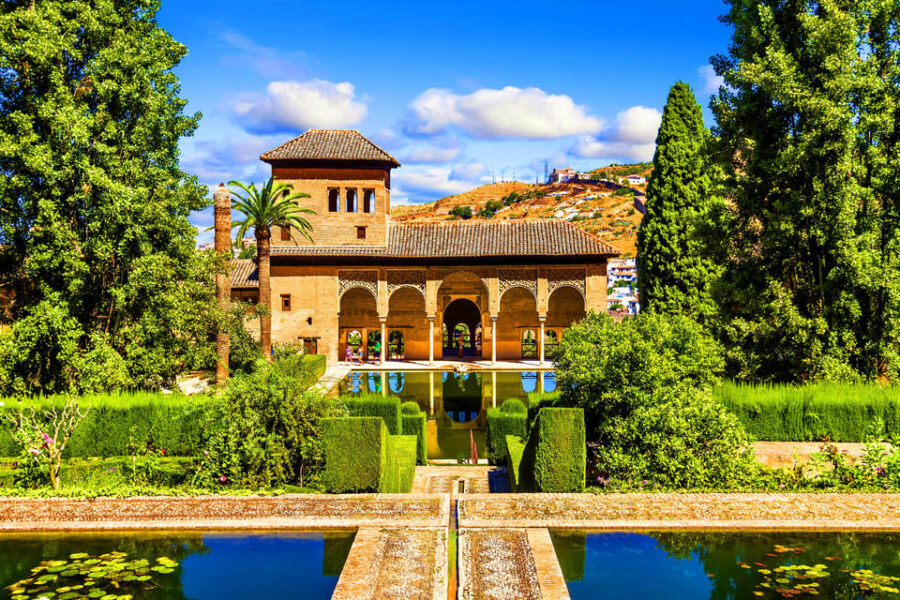 Alhambra: Ticket with Audioguide - Who Should Consider This Tour?