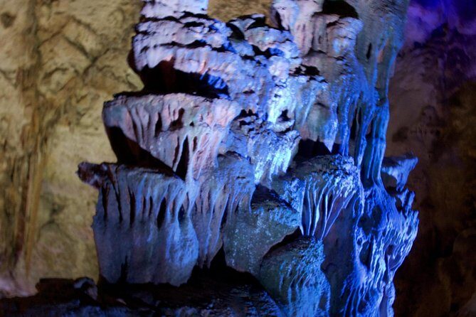 Alicante: Canelobre Caves & Busot with Local Guide & Transport - Exploring the Canelobre Caves: A Natural Wonder