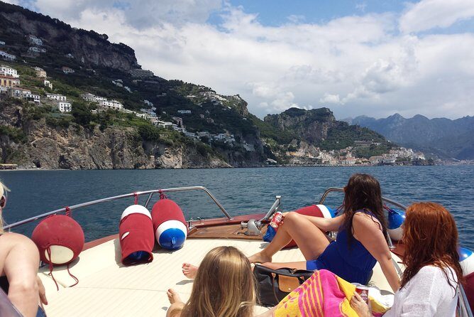 Amalfi Coast Boat Tour from Sorrento with Positano Visit - Detailed Itinerary Breakdown