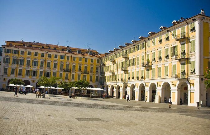 Amazing Private Walking Tour of Old Nice between Italy and France - Authentic Experiences and Authentic Insights