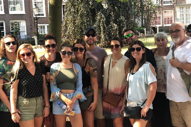 Amsterdam After Dark: Public Red Light District Exploration - Food and Comfort: Snacks & Accessibility