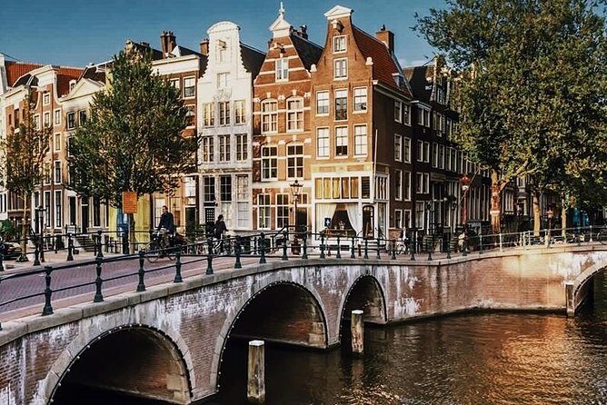 Amsterdam City Center & History - Exclusive Guided Walking Tour - Authenticity and Value