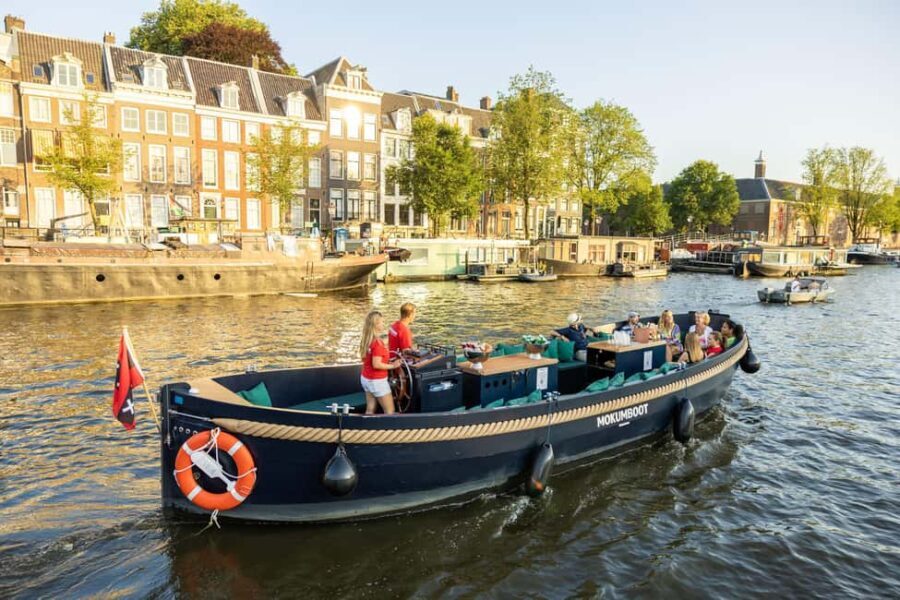 Amsterdam: Guided Open Boat Cruise Unlimited Drinks Option - A Thorough Look at the Experience