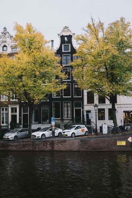 Amsterdam: Hidden Gems and Highlights in DE/EN/IT - What Makes This Tour Stand Out?