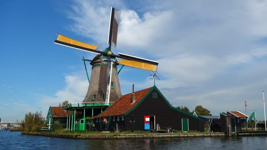 Amsterdam: Marken, Volendam, Edam (Private Driver & Tour) - Why Choose This Tour?