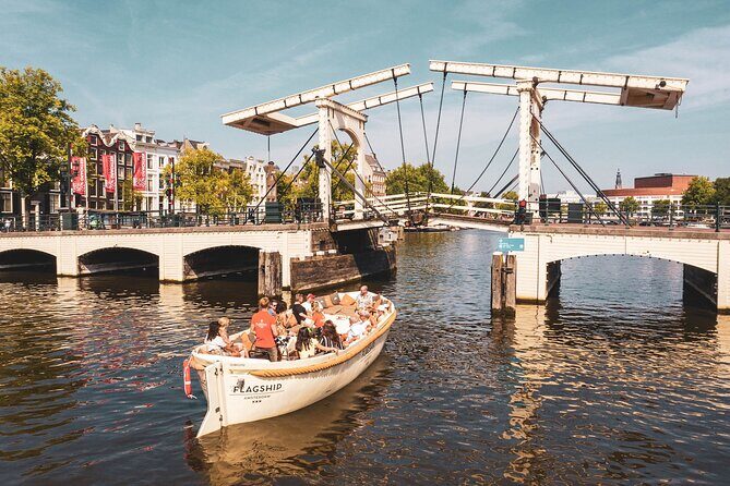 Amsterdam Private Boat Tour with Unlimited Drinks - The Value for Money